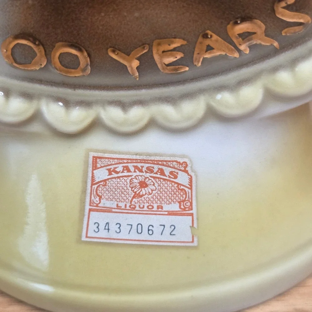 Vintage 1961 Jim Beam Kansas Centennial 1861-1961 Souvenir Whiskey Decanter 12